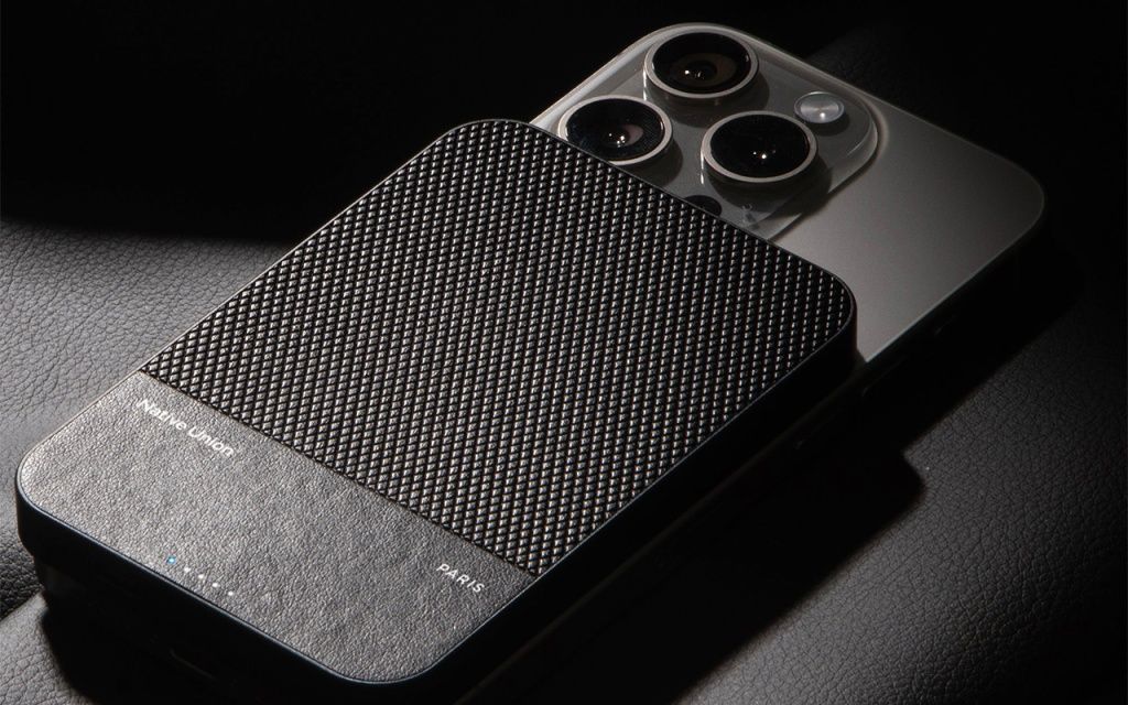 26689-187NativeUnionClassicPowerBank-1.jpg 26689-187NativeUnionClassicPowerBank-1.jpg